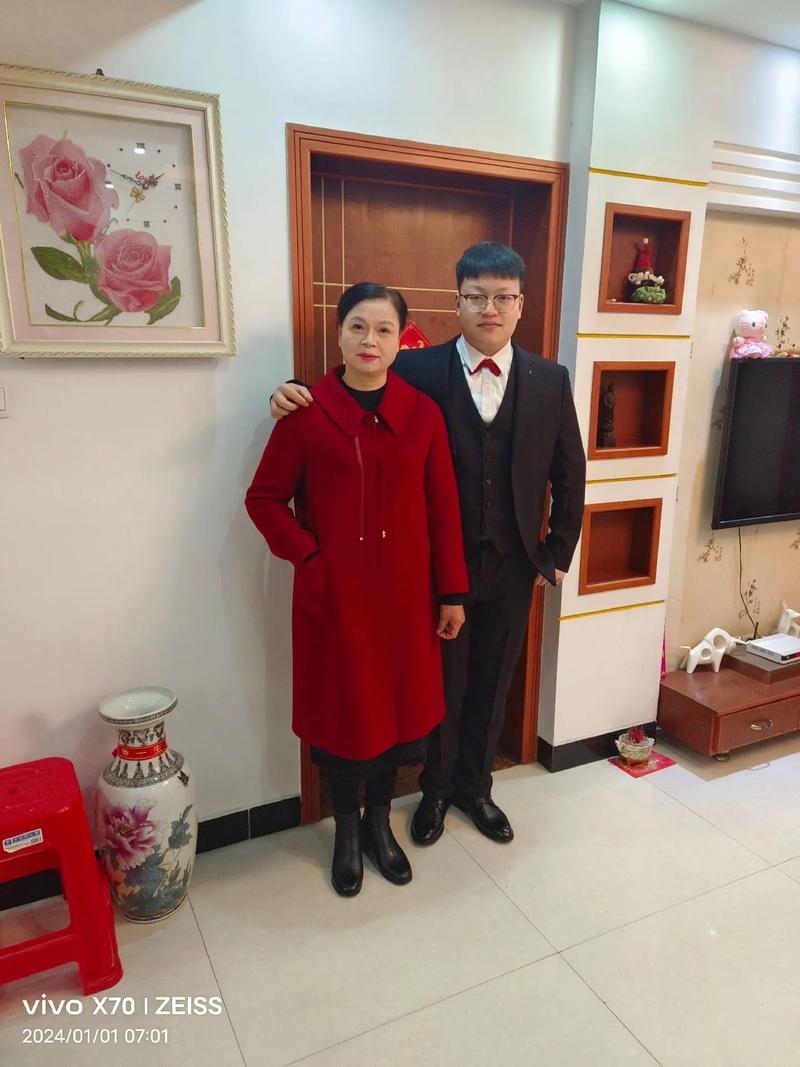 2025新澳门天天开奖结果和周华健儿子结婚与周华健儿子结婚照片和结婚照